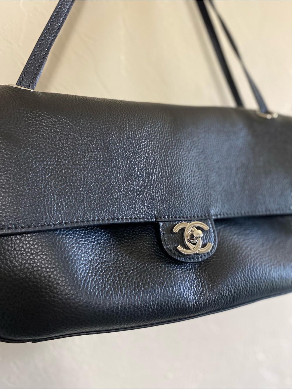 Women’s soft leather black shoulder bag New - Picture 2 of 13